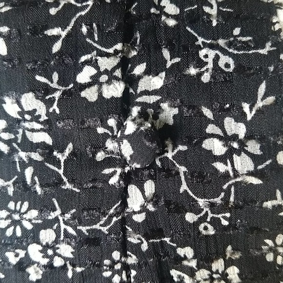 Madewell V Neck Peplum Top - Picture 8 of 8